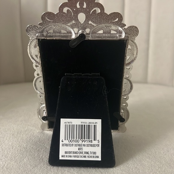 Mini Frame - Picture 4 of 6